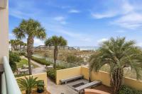 Oceanfront Condo with Shared Pool & Hot Tub Ocean View & Private Washer&Dryer - B&B Fort Walton Beach