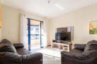 Apto em prédio c/ vista p/ Mar Meia Praia HDC0405 - Ferienwohnung Itapema