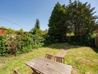 4 Bed House, With Garden, Close To Gatwick - B&B Ifield