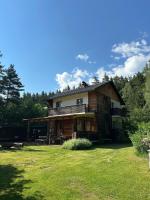 Ferienhaus im Wald - B&B Edelschrott