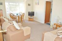 Central Swanage 2 Bed Apartment with Parking - B&B Swanage