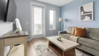 Landing Modern 1BD Gym Courtyard - B&B Jacksonville