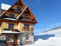 Pokoje Krystyna I Andrzej Łukaszczyk z WIDOKIEM NA GÓRY I STACJE NARCIARSKĄ - B&B Małe Ciche