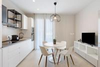 Superior One-Bedroom Apartment with Balcony