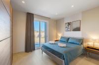 Superior One-Bedroom Apartment with Balcony