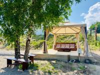 Panorama Hill Retreat by Casa Calatorului - Chambres d'hôtes Râşnov