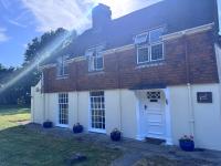 Grove House - Bed and Breakfast Wivelsfield