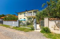 Apartment Mirjana - B&B Medulin