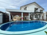 Seri Botani Private Pool Villa 5BR - B&B Ipoh