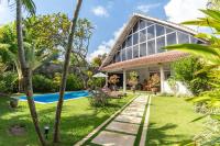 Villa Raquel by Betterplace - Bed and Breakfast Seminyak