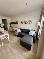 Hällestrand Semesterby R19 - B&B Strömstad