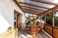 Balaton View From Almadi - Happy Rentals - Bed and Breakfast Balatonalmádi