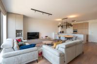 Stunning Dune Views - Light-Filled Coastal Retreat - Bed and Breakfast Oostende
