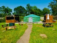 Glamp and Tipple Ltd - B&B Great Ellingham