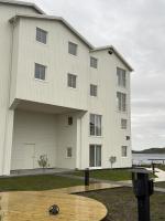Top apartment in Henningsvær - B&B Henningsvær