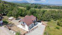 Panorama Hill Retreat by Casa Calatorului - Chambres d'hôtes Râşnov