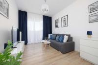 Comfortable Apartment with Balcony in Warsaw, Near Chopin Airport by Noclegi Renters - B&B Warsaw