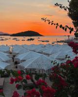 Xhesian Seaside Villa - B&B Ksamil
