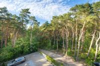 Przytulny Apartament Blisko Plaży z Parkingiem by Noclegi Renters - Bed and Breakfast Międzywodzie