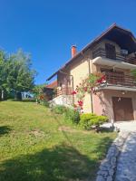 Holiday house Šadrvan Sarajevo - Bed and Breakfast Hadžići
