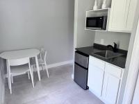 Cozy 1BR Walk to Hospital & Main St Brand New - B&B Antigonish Nova Scotia