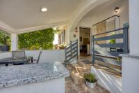Holiday Home Aleksandar - Bed and Breakfast Pula