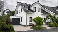 Haus mit Garten in der Nähe Rhein und Flughafen - B&B Cologne