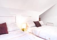 Apartment up to 9 close to Centre, big TV and WiFi - Ferienwohnung Cardiff