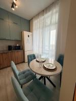 Современные апартаменты в ЖК Достар 157 кв - Ferienwohnung Karaganda