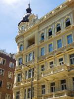 Steffany's Court Studio w Balcony in City Center - B&B Praga