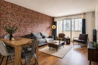 Brick Loft - Ventilation & Fraîcheur - Parking Gratuit - Idéal Familles - Proche Centre-Ville - Chambres d'hôtes Angers