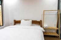 Deluxe Room (2 Adults + 1 Child)