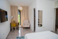 Chambre Simple - Vue sur Piscine