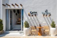 Blue Waves Suites & Apartments - To Kyma - B&B Drios
