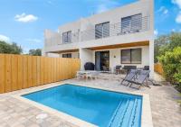 Brand New 3BR Townhome w Private Pool, FLL, Las Olas - B&B Fort Lauderdale