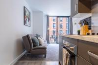 Manchester City Centre, Riverside apt, Balcony - B&B Manchester