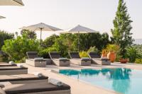 Vila das Acácias - Boutique Villa in Wine Country - B&B Alenquer