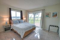 Tranquil Fairway Retreat w Private Pool Perfect for Golf Trips and Family Getaway - B&B Rotonda West