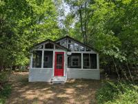 NEW! Jack-in-the-Pulpit - Cute and Cozy Cabin! - B&B Frankfort