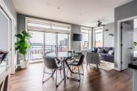Cozy Belltown Condo with amazing Elliott Bay Views - B&B Seattle