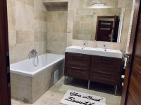 Exclusive Apartment - Downtown - Chambres d'hôtes Miskolc
