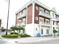 Modern & Luxury 2 Bedroom Apartment with Power Backup - B&B Faisalabad