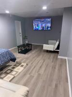 Private Room With Own Entrance - Bed and Breakfast Fort Washington