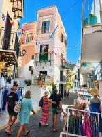 Maridea - Il Balcone sulla Storia - B&B Ponza