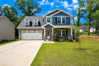 New Home Near Motor Speedway, Concord Mills and UNCC - Chambres d'hôtes Charlotte