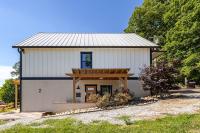 Luxury Barndo 2AS EuropeStyle Farm Stay Fresh Eggs - Chambres d'hôtes Jefferson City
