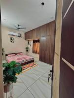 Ara Villa - Bed and Breakfast Nāravārikuppam