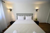 Oropion Rental houses - B&B Néa Palátia