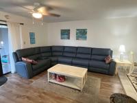 2 Bed 2 Bath Ground Level Golf Colony 33I Only 2 Miles To The Beach - Bed and Breakfast Myrtle Beach