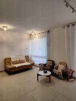 Apartment with bedroom and office in São Luís - Chambres d'hôtes São Luís